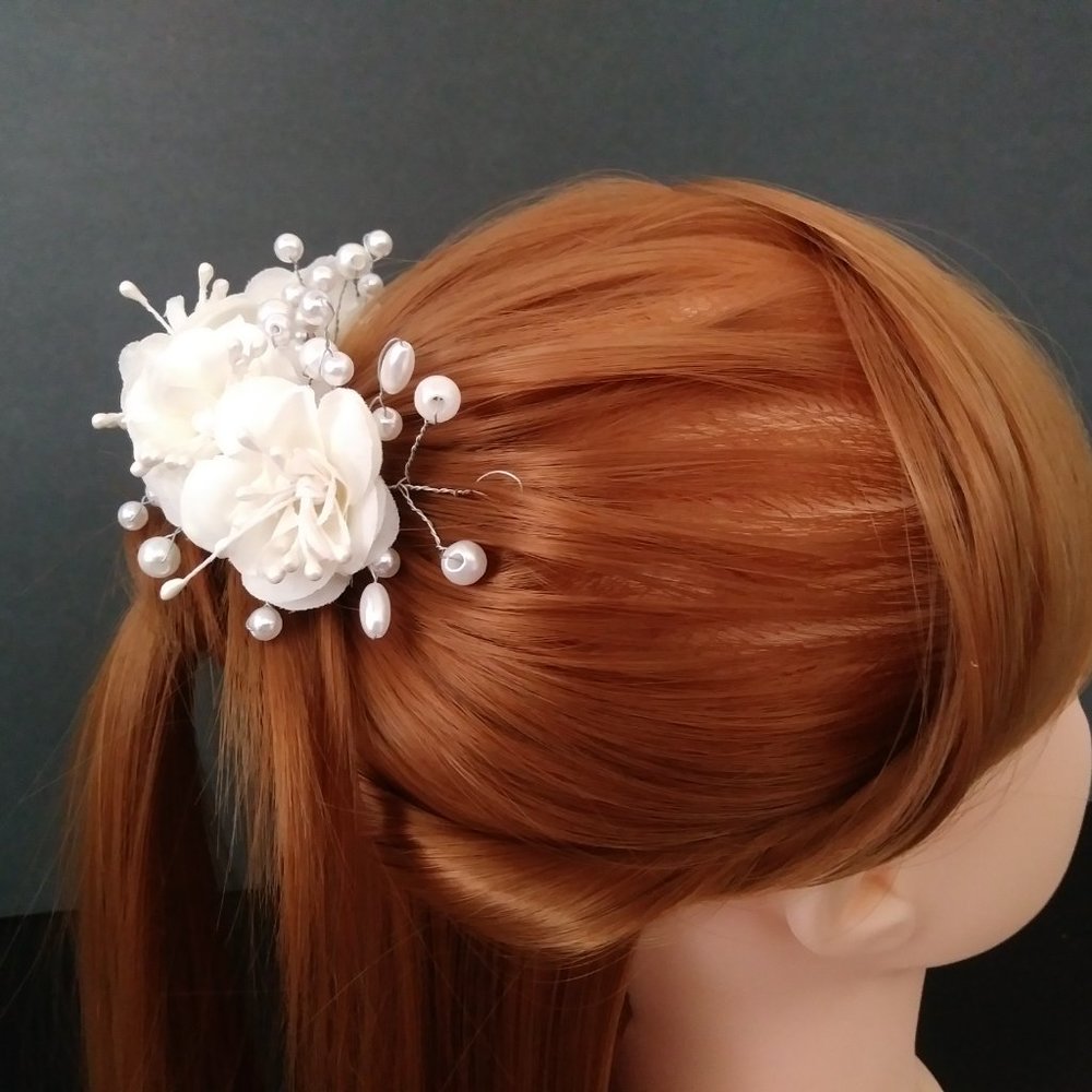 Flower Pearl and Crystal Bridal Crown / Floral Wedding Hair Vine